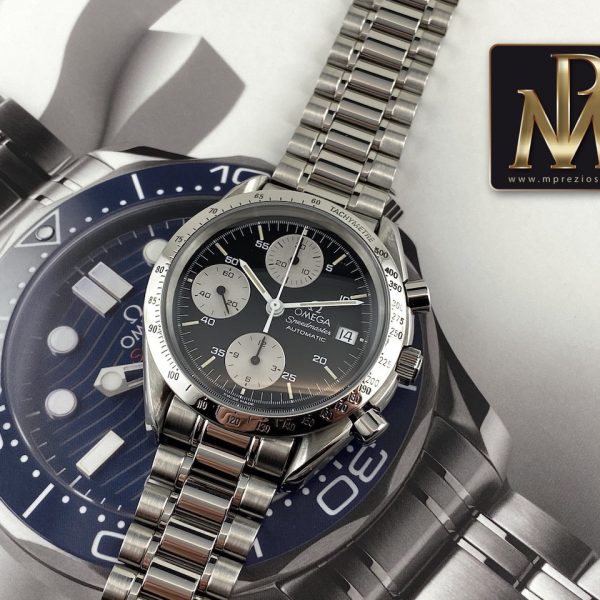 Omega Speedmaster reduced inverse panda 1750043