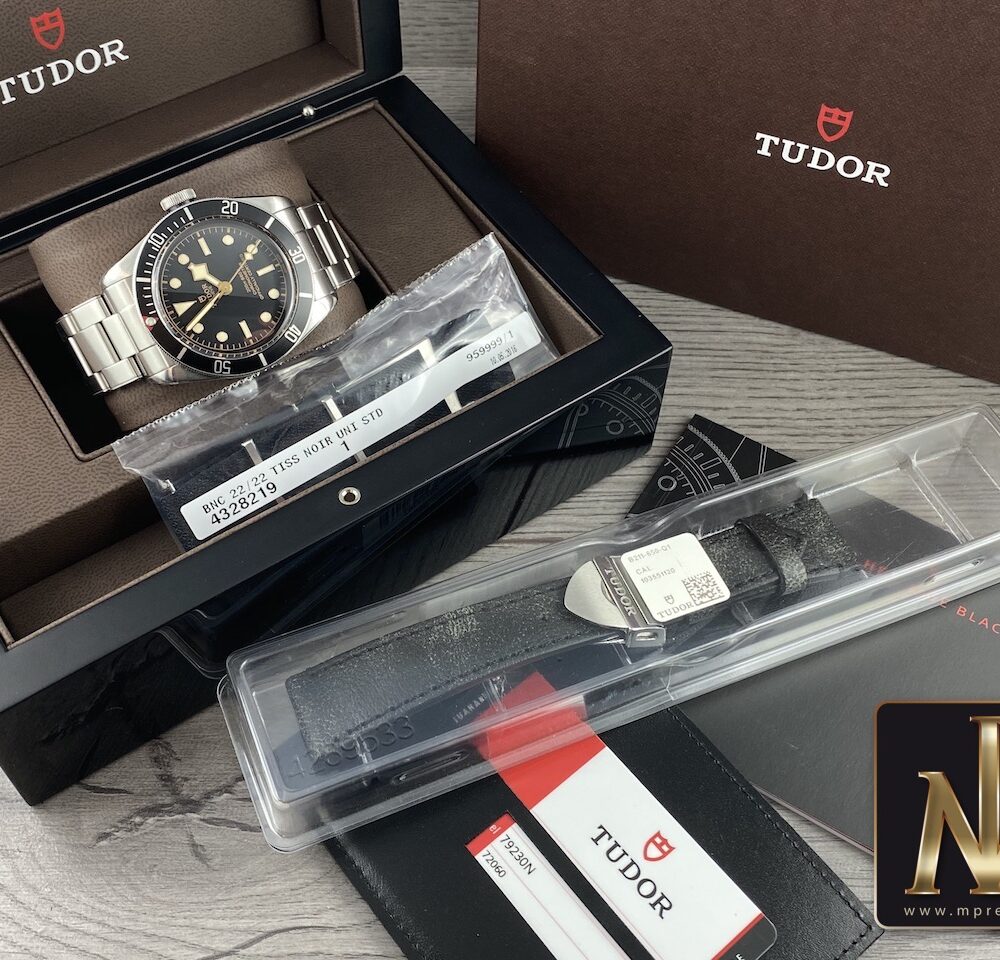 tudor black bay 79230N mpreziosi orologi segrate3
