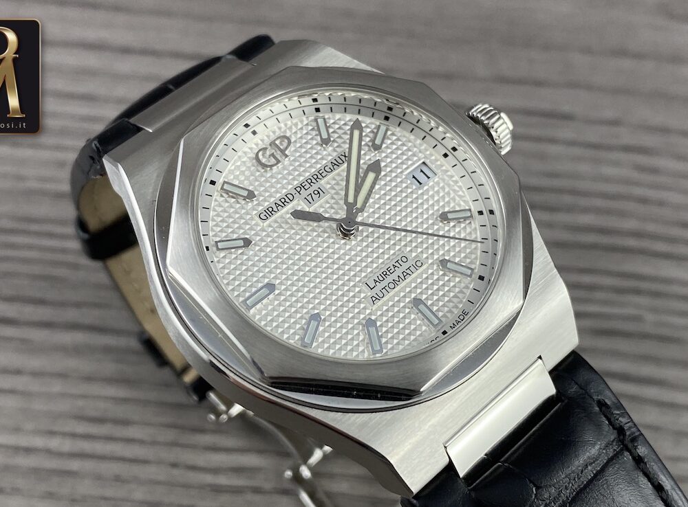 Girard Perregaux Laureato 81005 38mm9