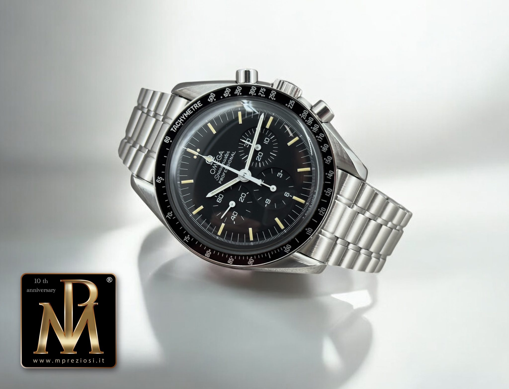 Omega Speedmaster Moonwatch Apollo XI B&P Compro