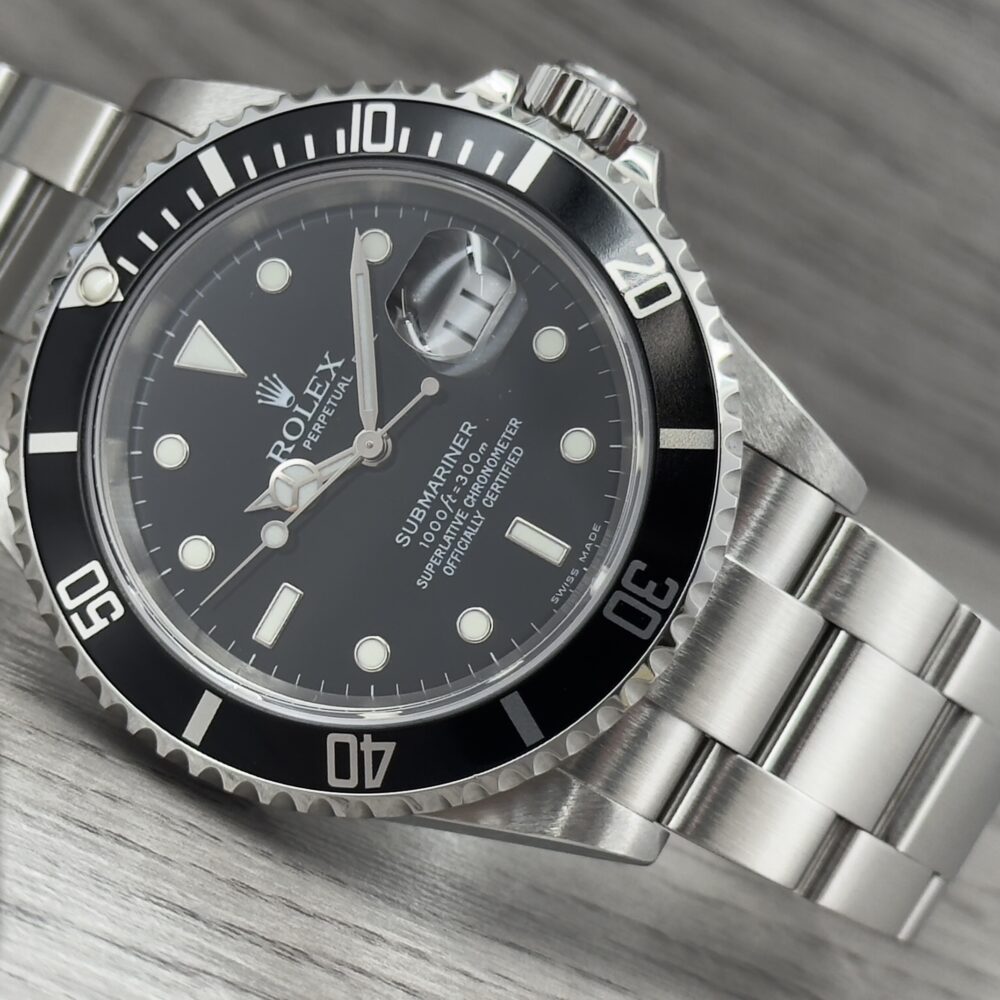 Rolex Submariner 16610T F serial garanzia Italiana