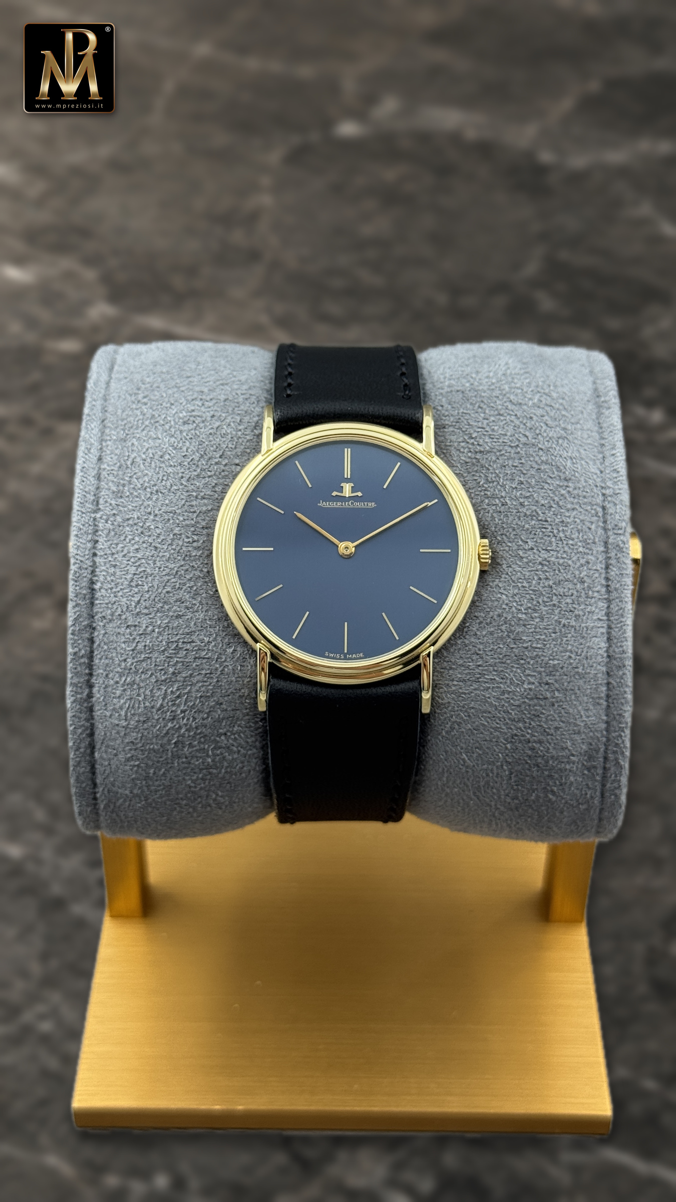 Jaeger-LeCoultre Classic 9131 in oro giallo: vista frontale supporto