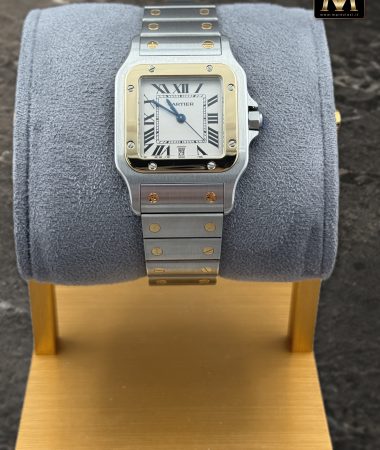 Cartier Santos Galbée 1566 in acciaio e oro: frontale su supporto