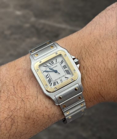 Cartier Santos Galbée 1566 in acciaio e oro indossato al polso