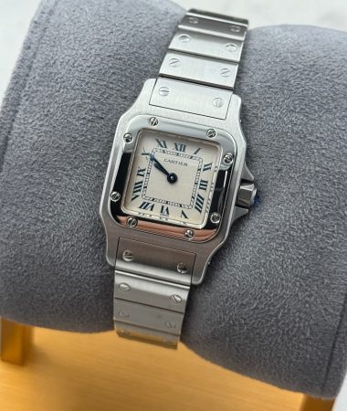 Cartier Santos Galbée 9057930: vista tre quarti corona