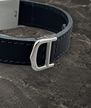 Cartier Tank Basculante 2386 in acciaio: chiusura deployante cartier