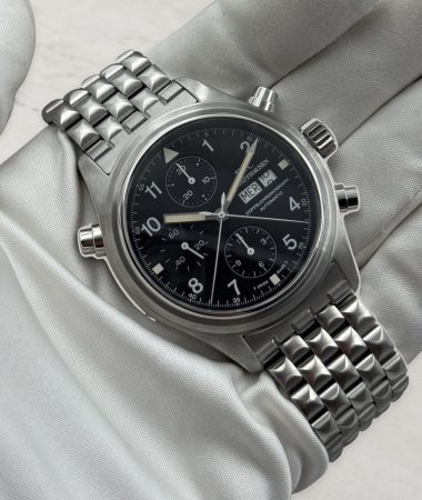 IWC Doppelchronograph 3713 del 1999 – quadrante e bracciale sul guanto