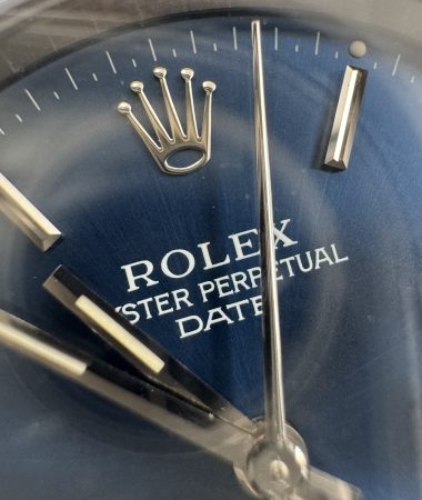 Rolex Oyster Perpetual Date 15200: dettaglio del quadrante blu