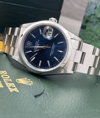 Rolex Oyster Perpetual Date 15200: quadrante blu con corredo